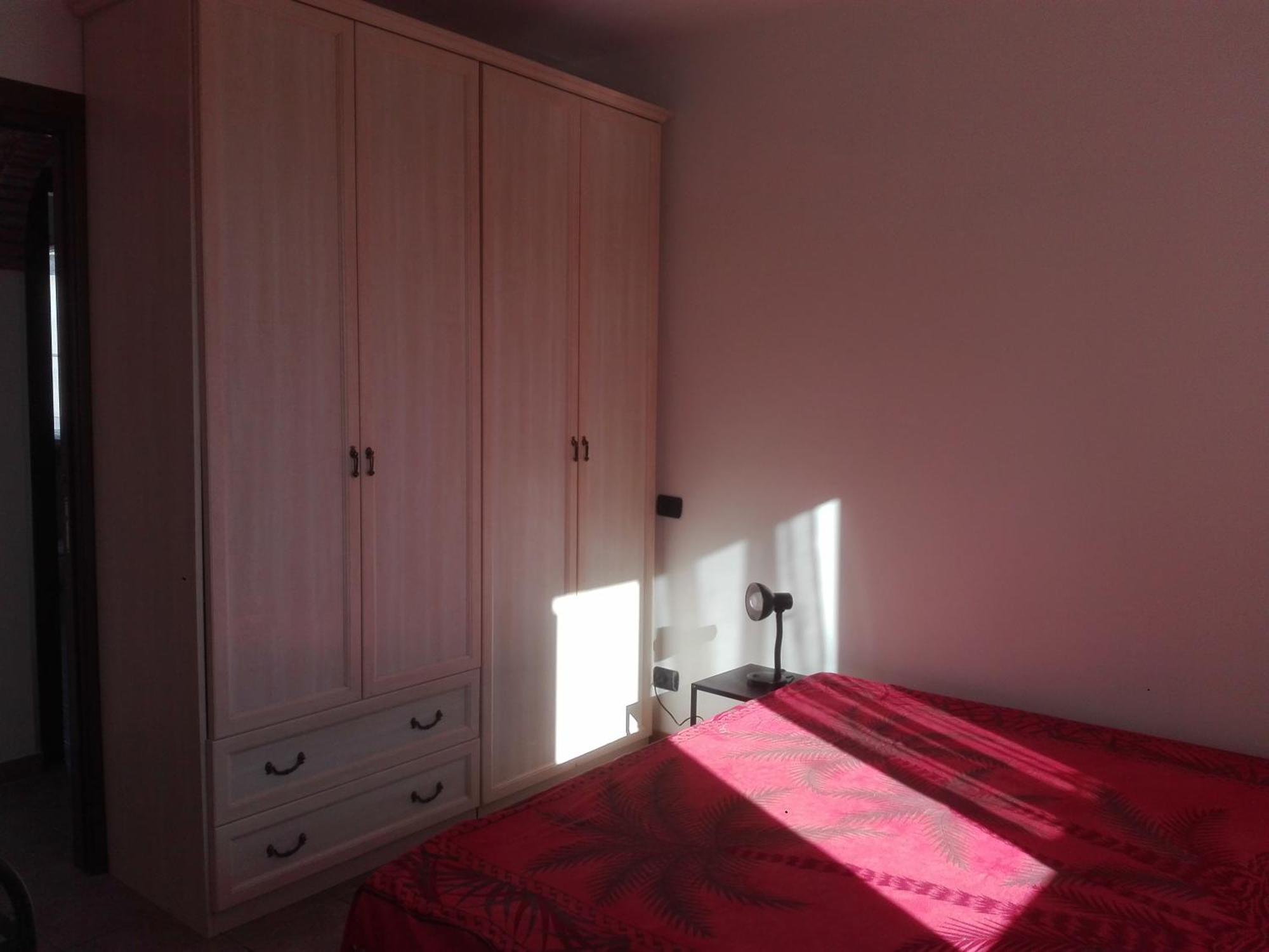フィウミチーノA Santy'S House 1Piano-No Lift-Shuttle A Pagamento-Raggiungibile A Piedi Aeroporto-Fermata Bus Fiera Di Roma A 3 Minuti-Air Condiz Ed Extra Bed For A Fee A Pagamentoアパートメント エクステリア 写真
